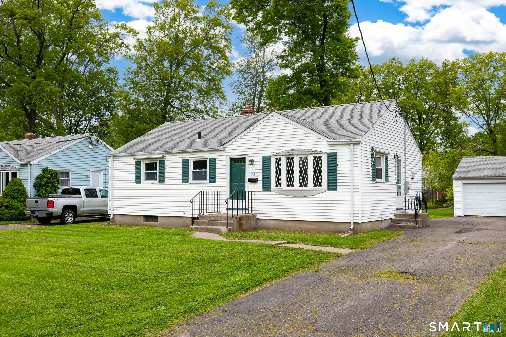 35 Greenfield Street Wethersfield CT 06109