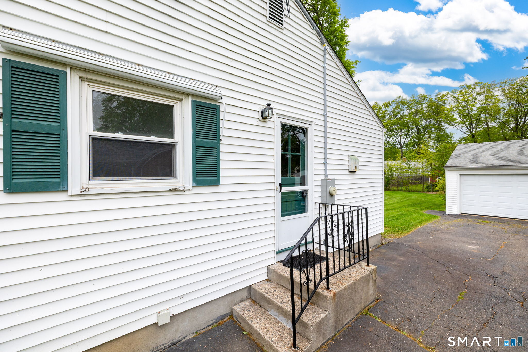 35 Greenfield Street Wethersfield CT 06109