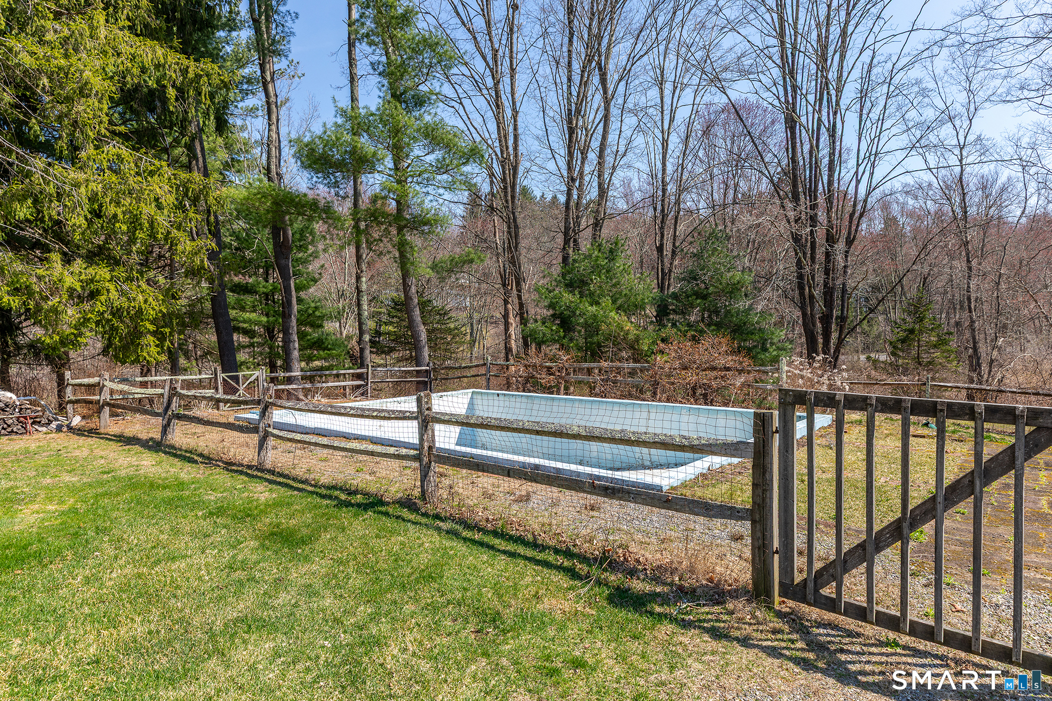 66 Artillery Road Middlebury CT 06762