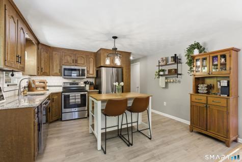 99 Westlook Road Wethersfield CT 06109
