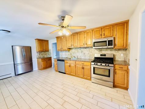 445 Wiklund Avenue Stratford CT 06614