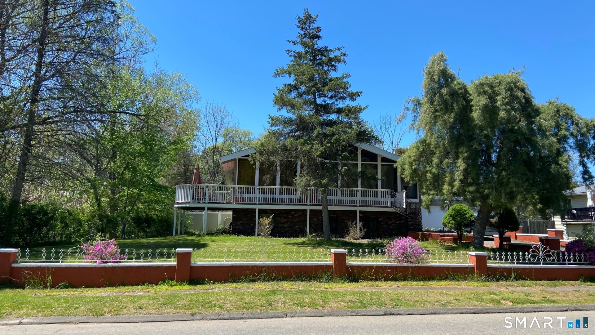 63 Millbrook Road Middletown CT 06457