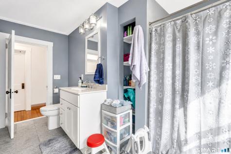 64 Walker Street Manchester CT 06040