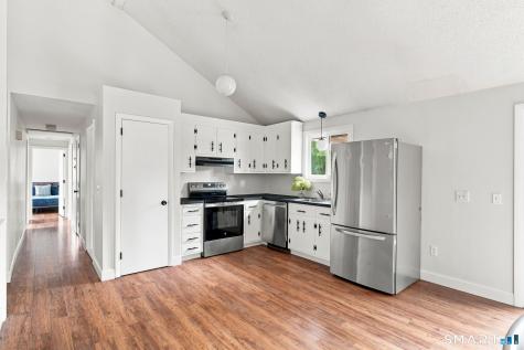 45 Deerfield Drive Glastonbury CT 06033