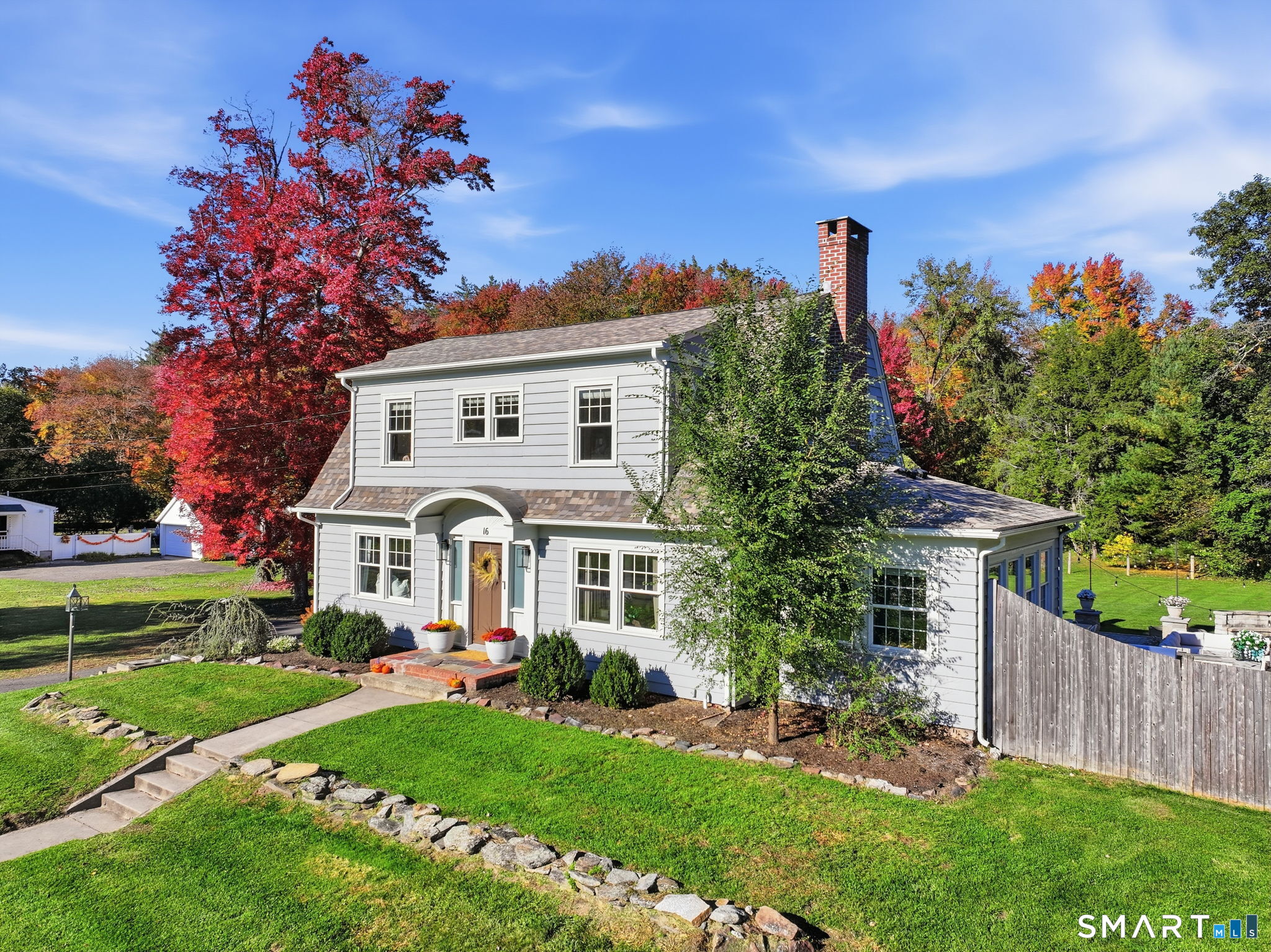 16 Riverside Road Simsbury CT 06070