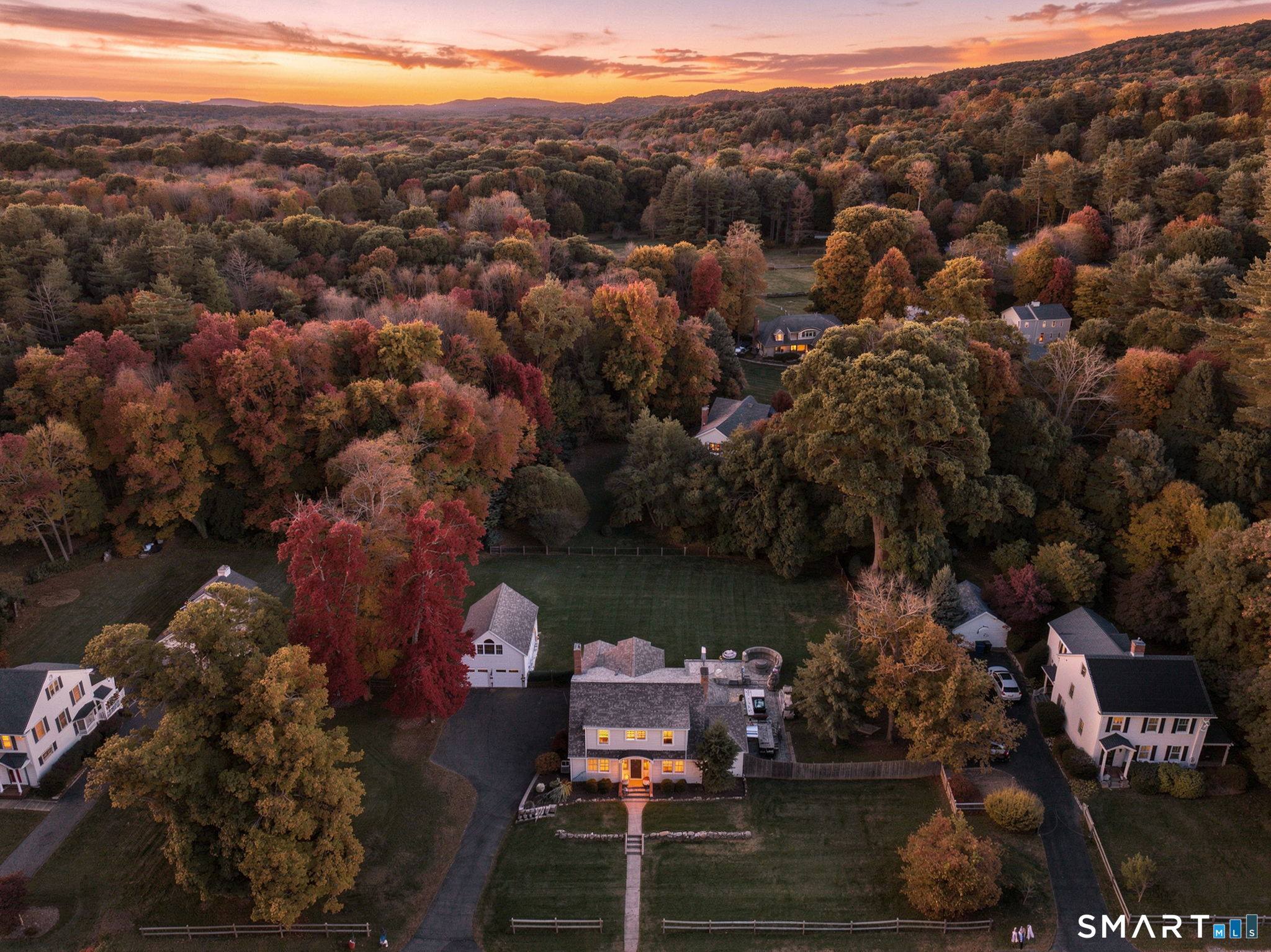 16 Riverside Road Simsbury CT 06070
