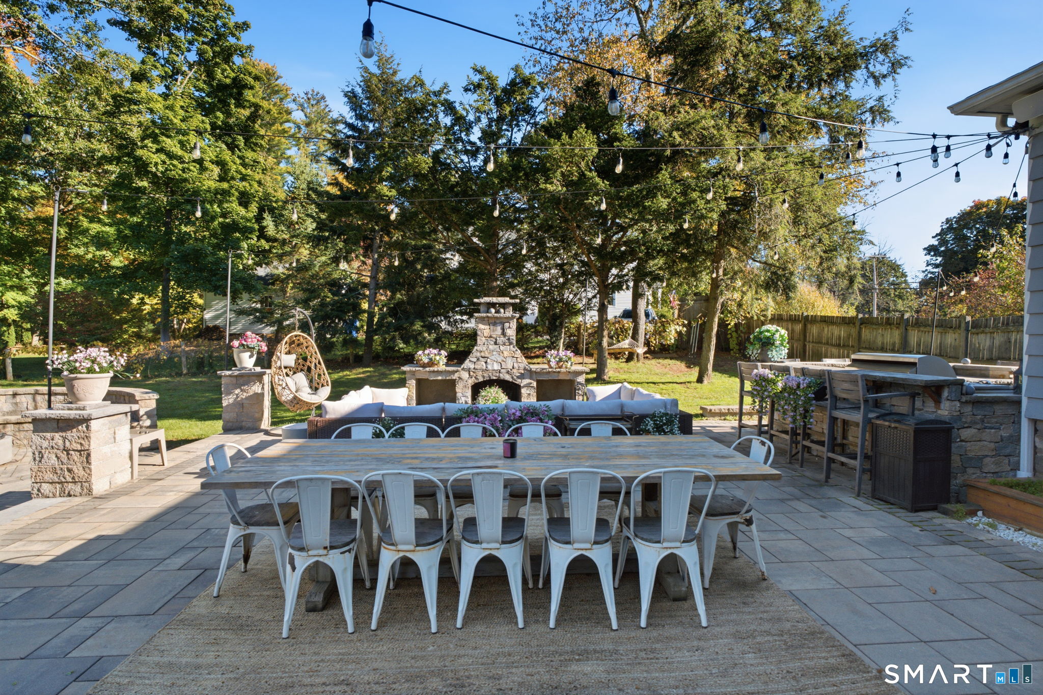 16 Riverside Road Simsbury CT 06070