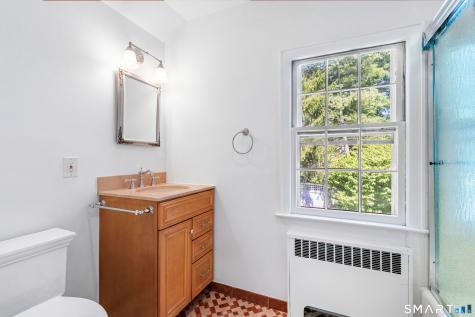 17 Kenilworth Terrace Greenwich CT 06830