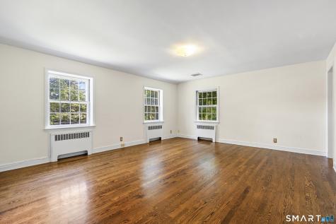 17 Kenilworth Terrace Greenwich CT 06830