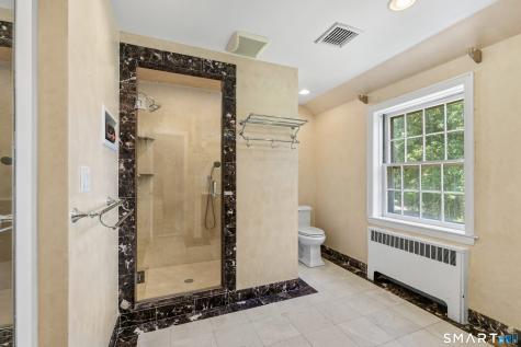 17 Kenilworth Terrace Greenwich CT 06830