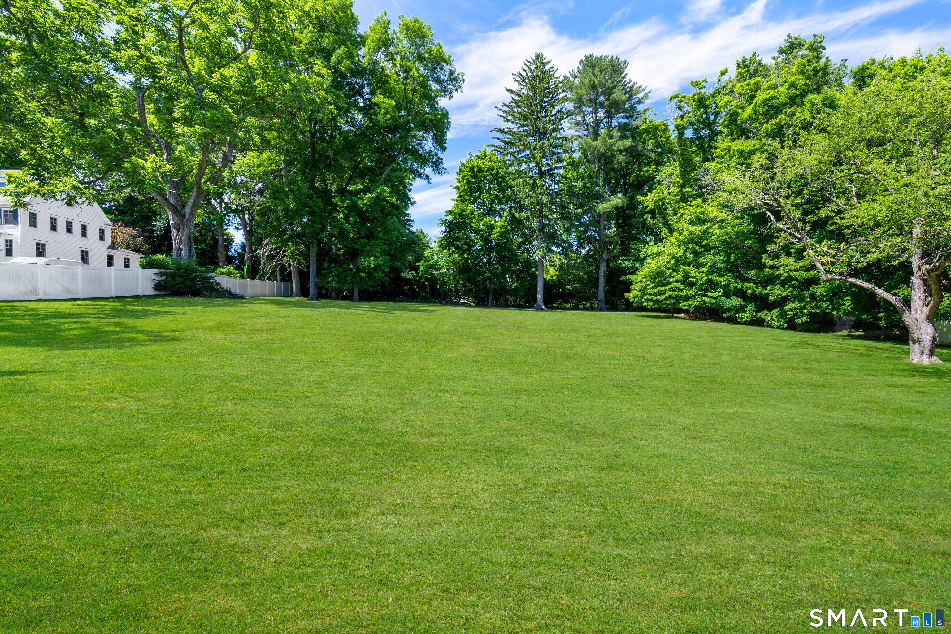 17 Kenilworth Terrace Greenwich CT 06830
