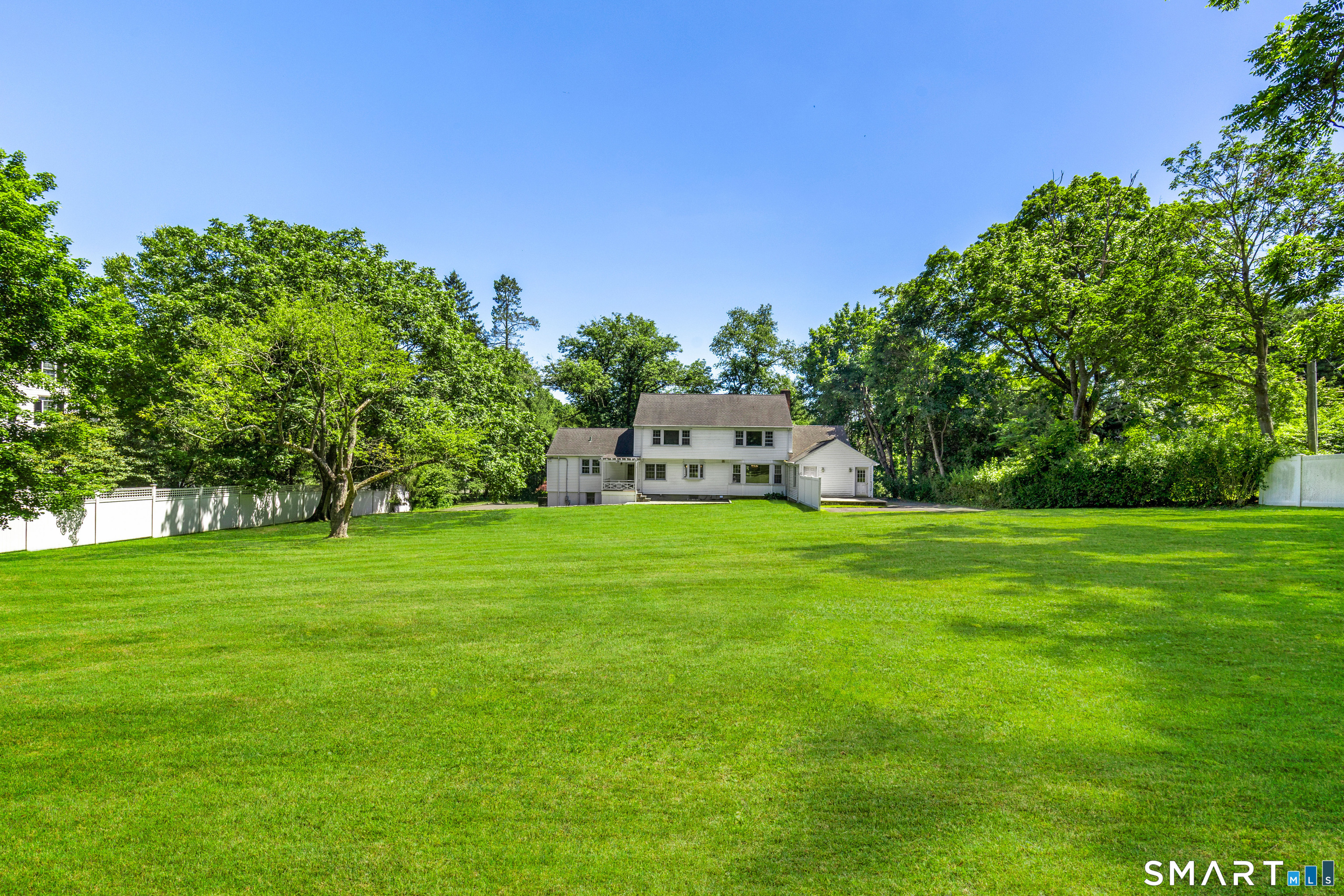 17 Kenilworth Terrace Greenwich CT 06830