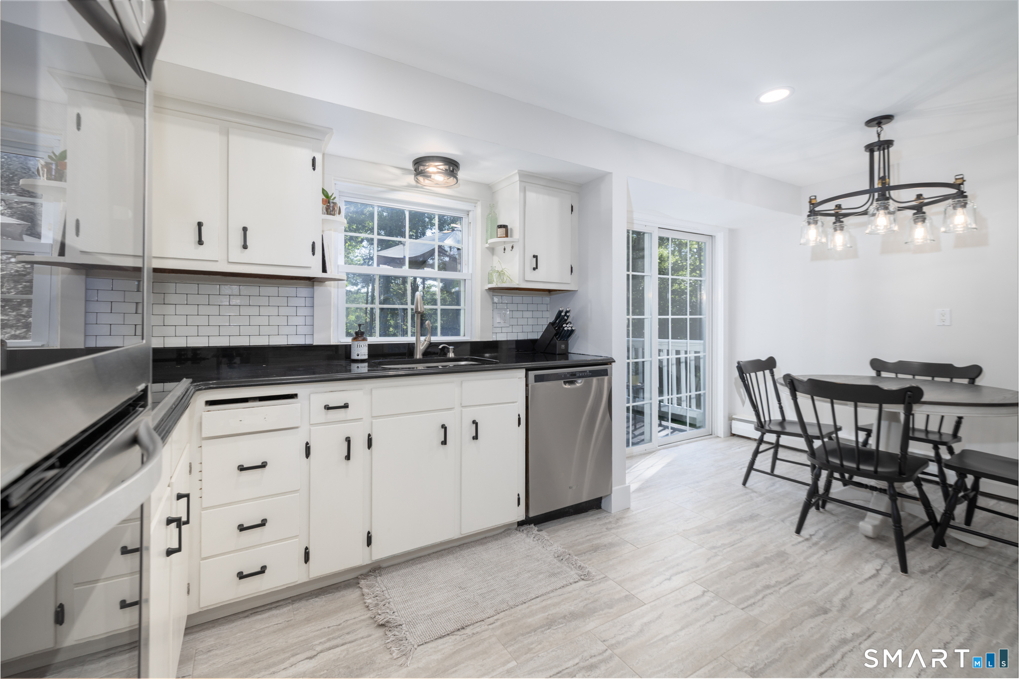 33 Carver Circle Simsbury CT 06070