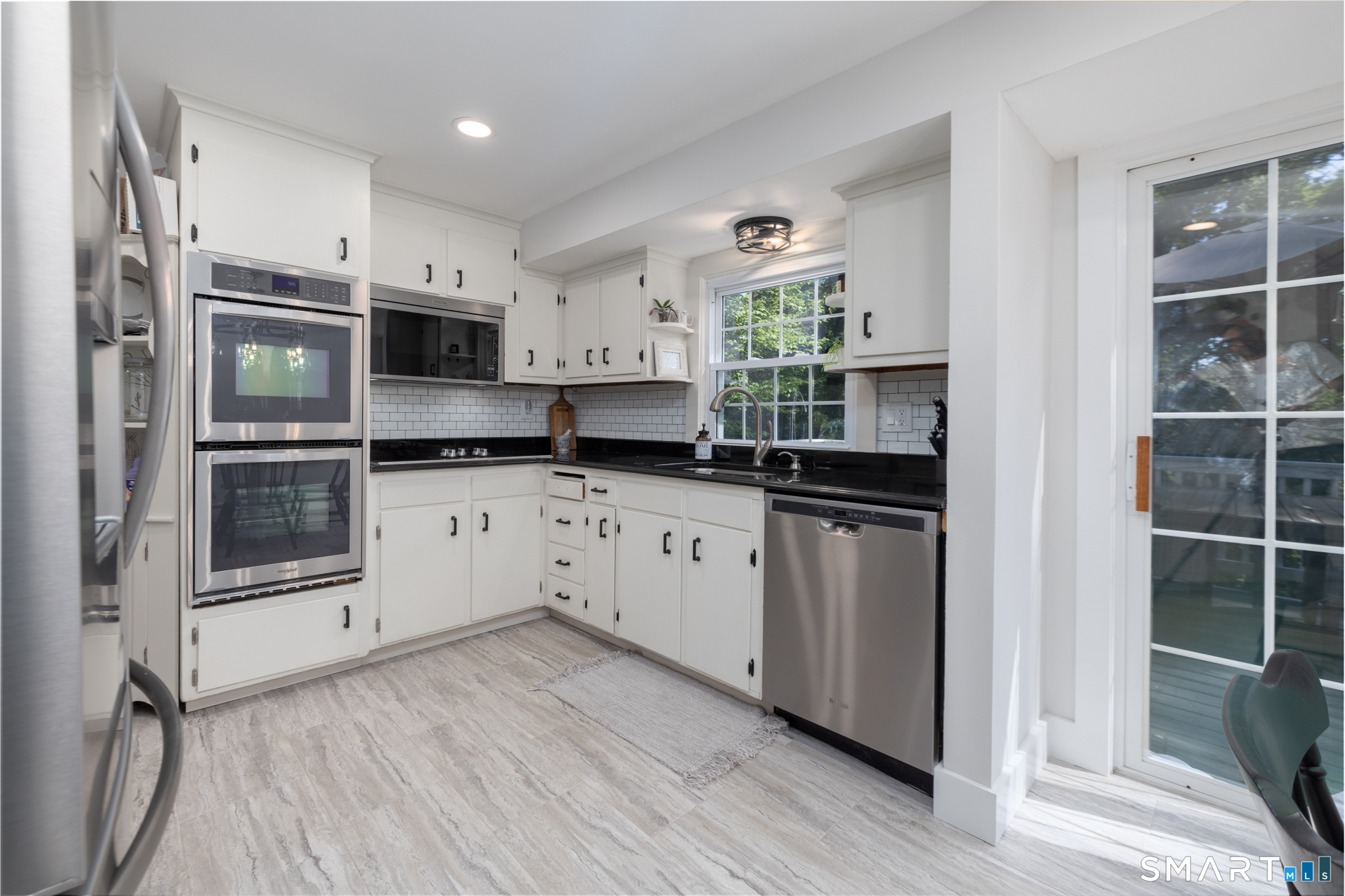 33 Carver Circle Simsbury CT 06070