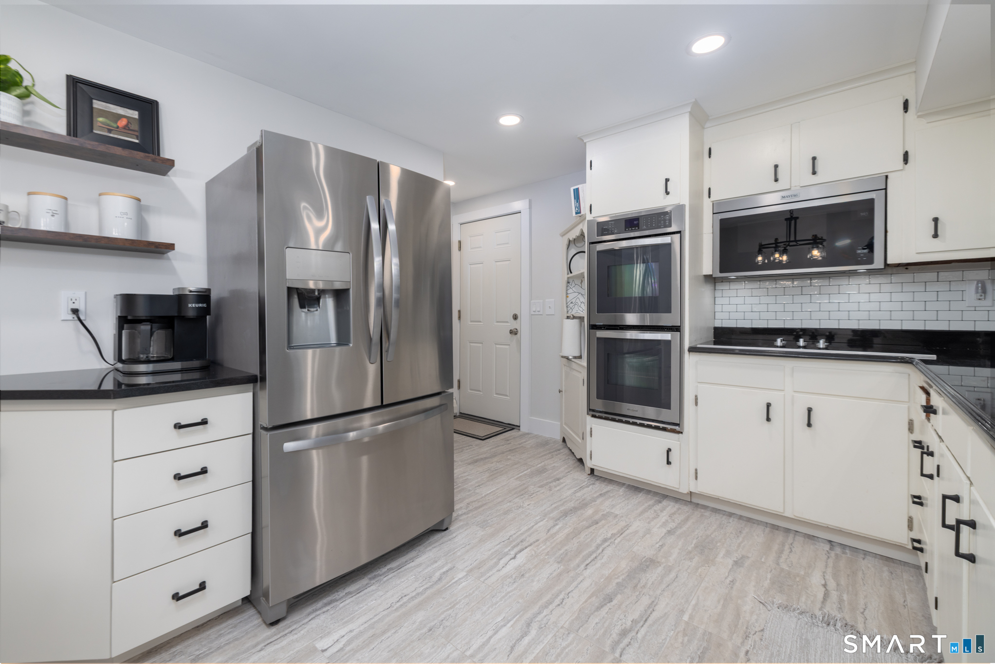 33 Carver Circle Simsbury CT 06070