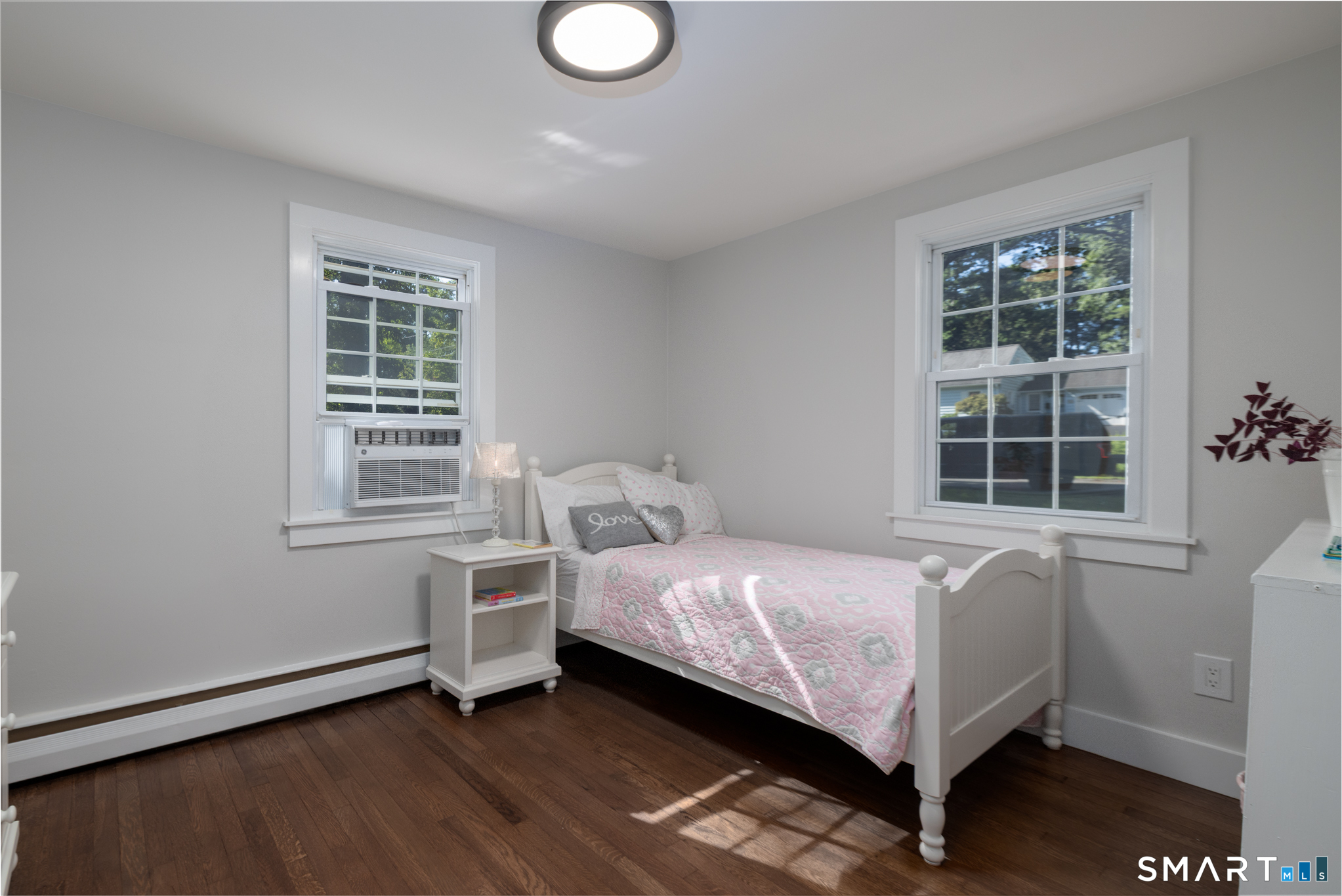 33 Carver Circle Simsbury CT 06070