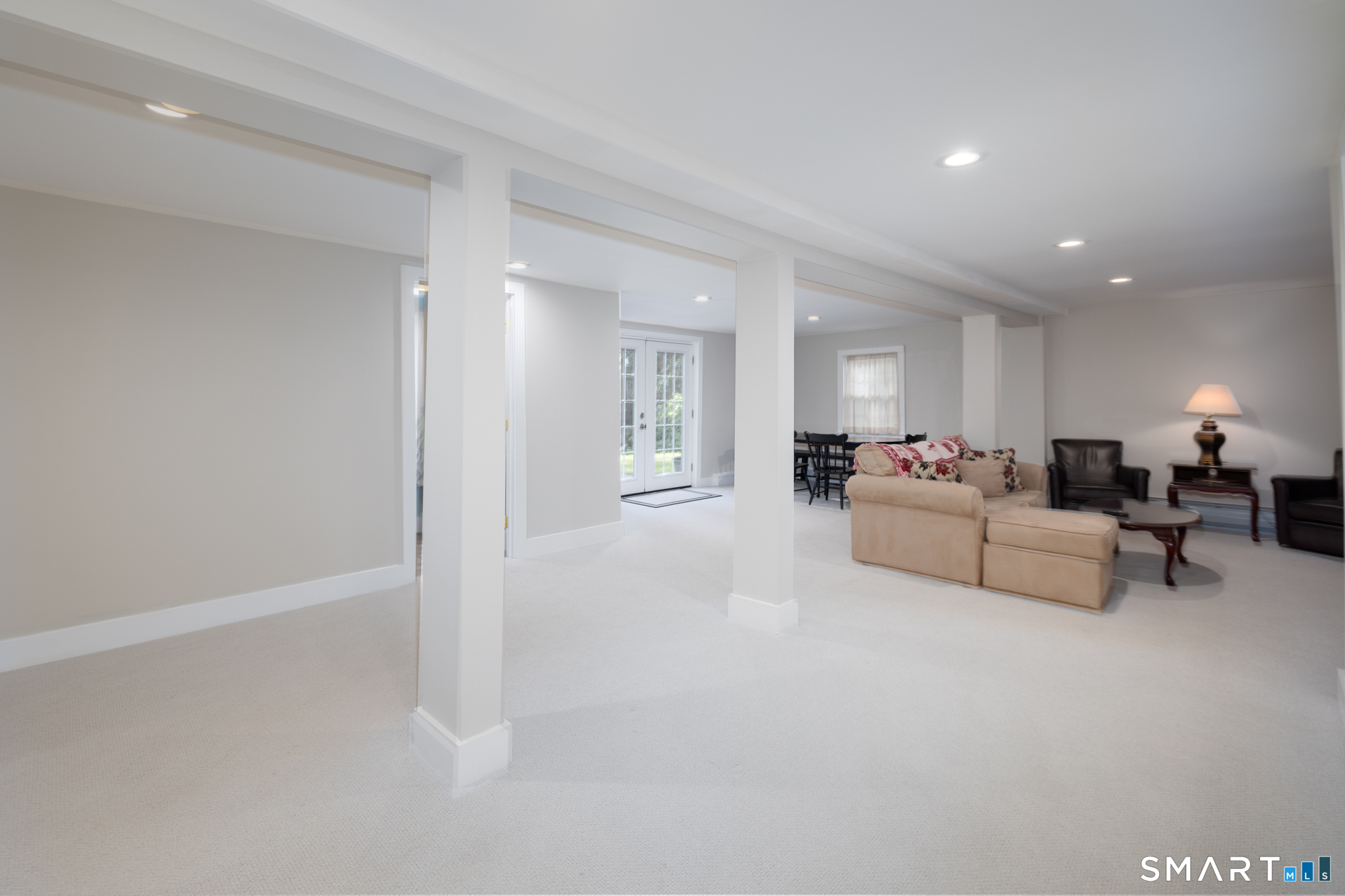 33 Carver Circle Simsbury CT 06070
