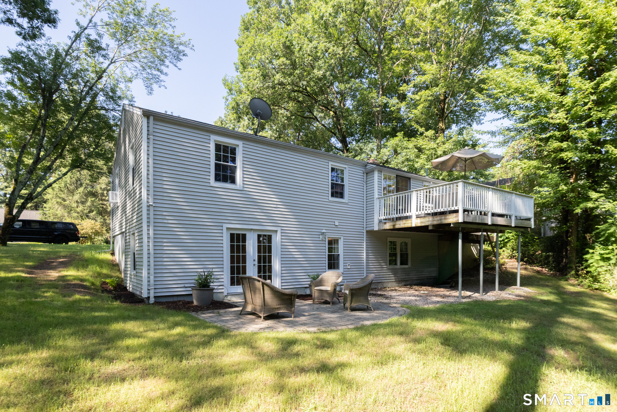 33 Carver Circle Simsbury CT 06070