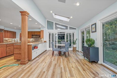 14 Tulip Tree Lane Woodbridge CT 06525