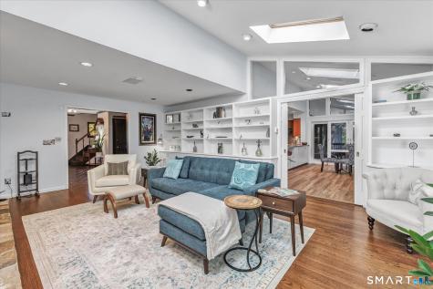 14 Tulip Tree Lane Woodbridge CT 06525