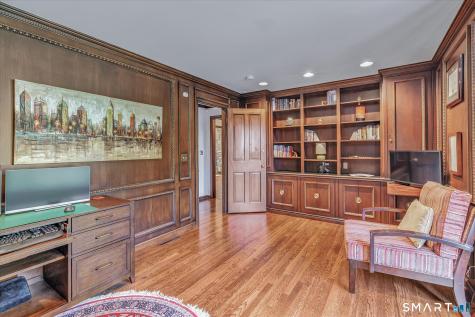 14 Tulip Tree Lane Woodbridge CT 06525