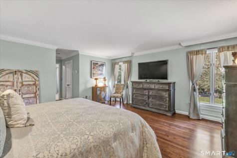 14 Tulip Tree Lane Woodbridge CT 06525