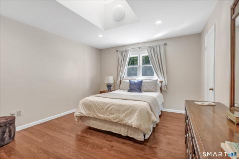 14 Tulip Tree Lane Woodbridge CT 06525