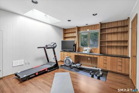 14 Tulip Tree Lane Woodbridge CT 06525