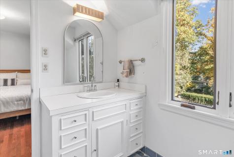 14 Tulip Tree Lane Woodbridge CT 06525