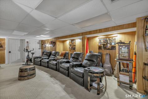 14 Tulip Tree Lane Woodbridge CT 06525