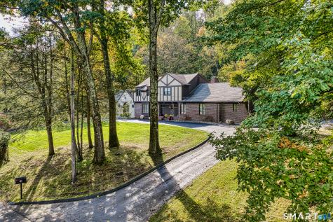 14 Tulip Tree Lane Woodbridge CT 06525