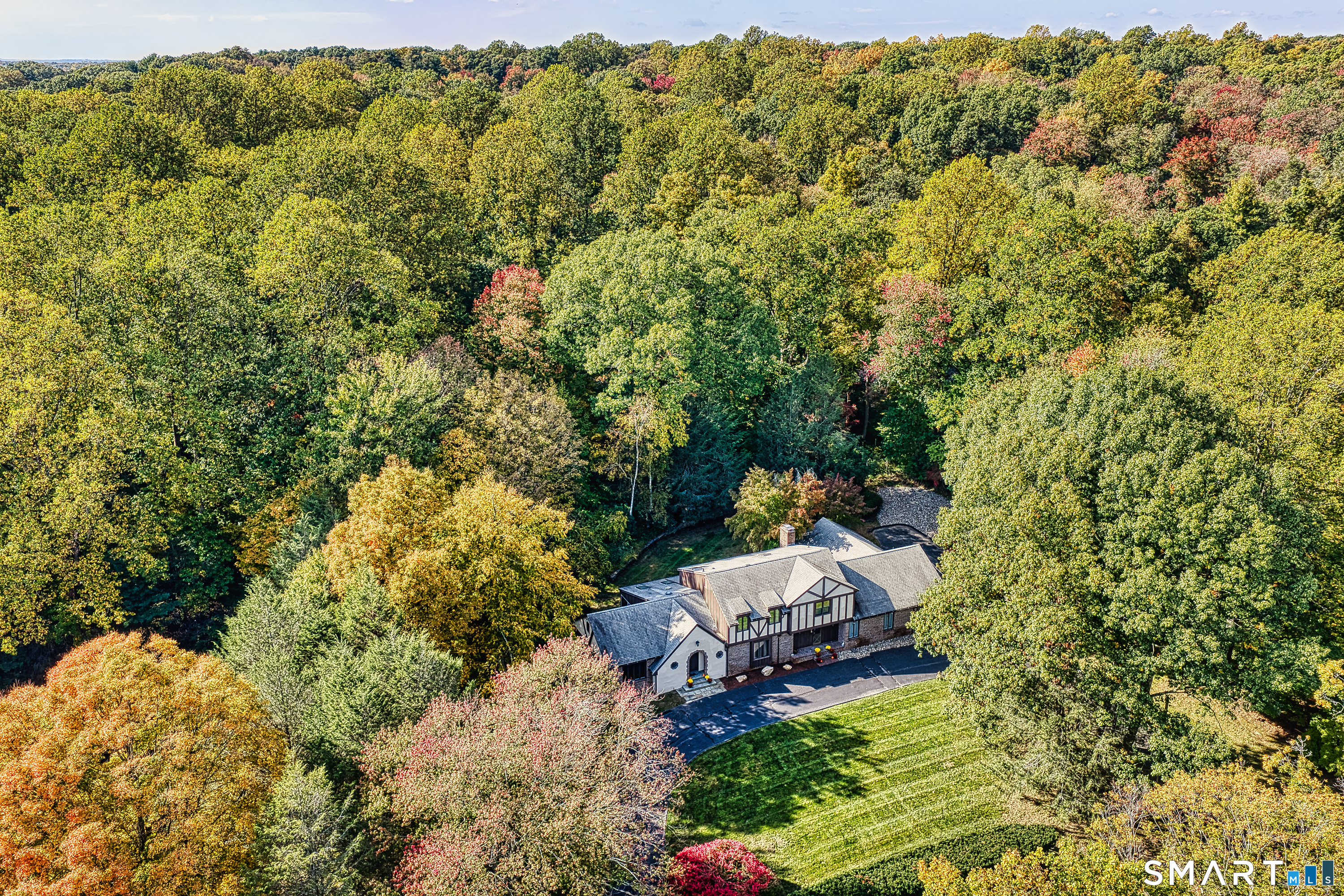 14 Tulip Tree Lane Woodbridge CT 06525