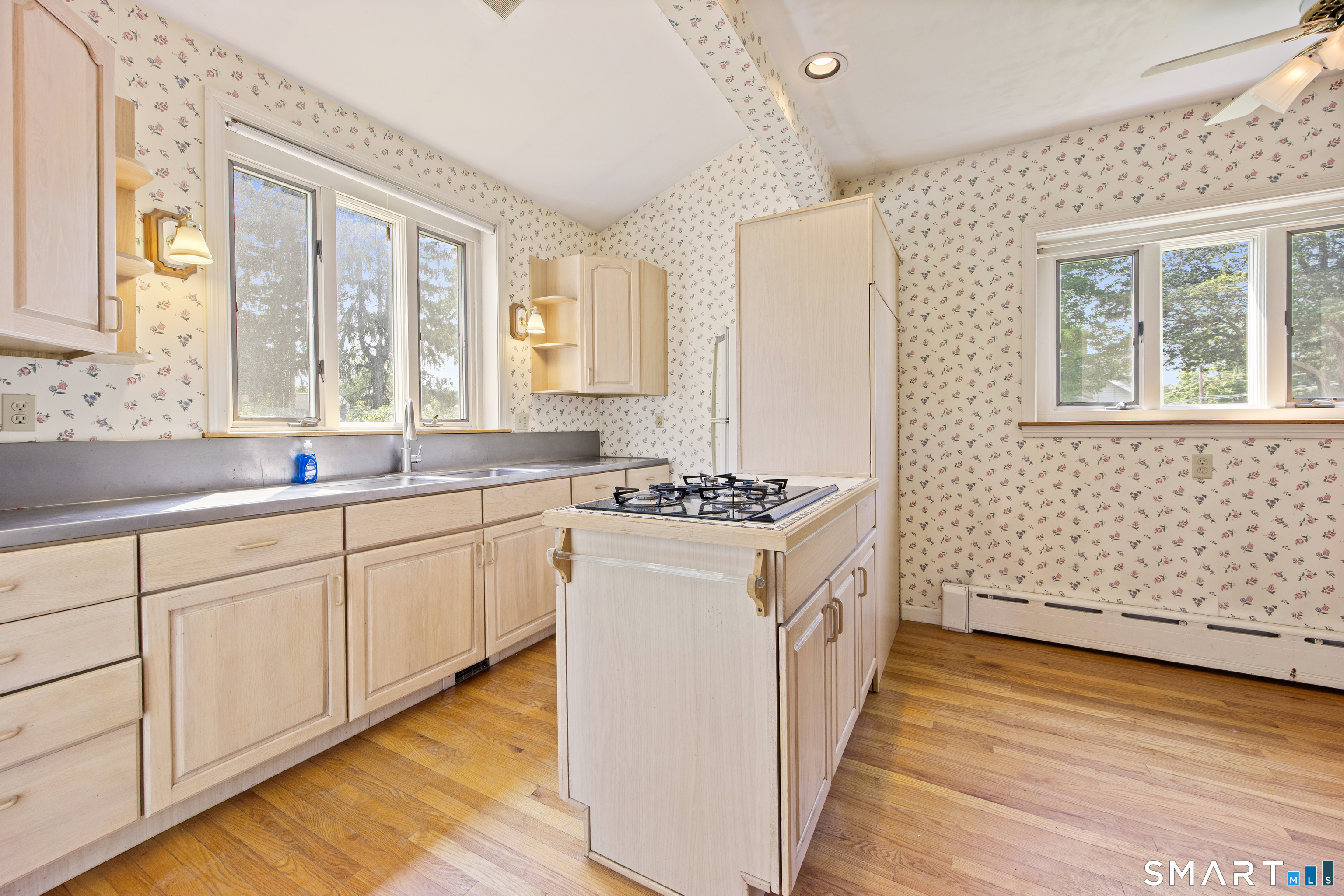 78 Tyler Street East Haven CT 06512