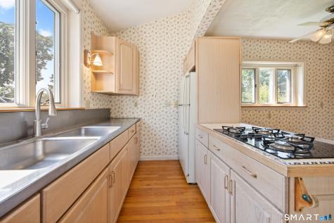 78 Tyler Street East Haven CT 06512