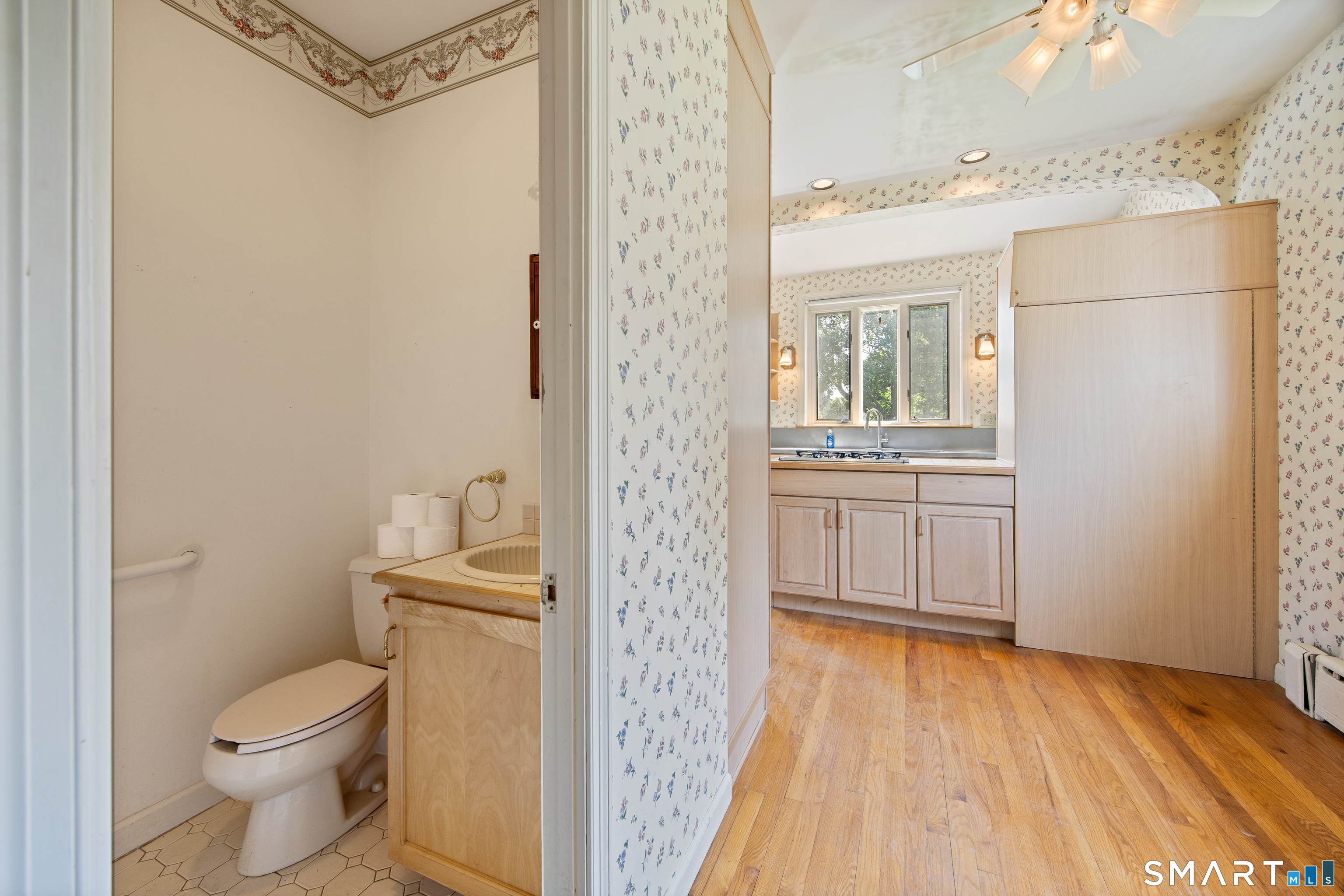 78 Tyler Street East Haven CT 06512
