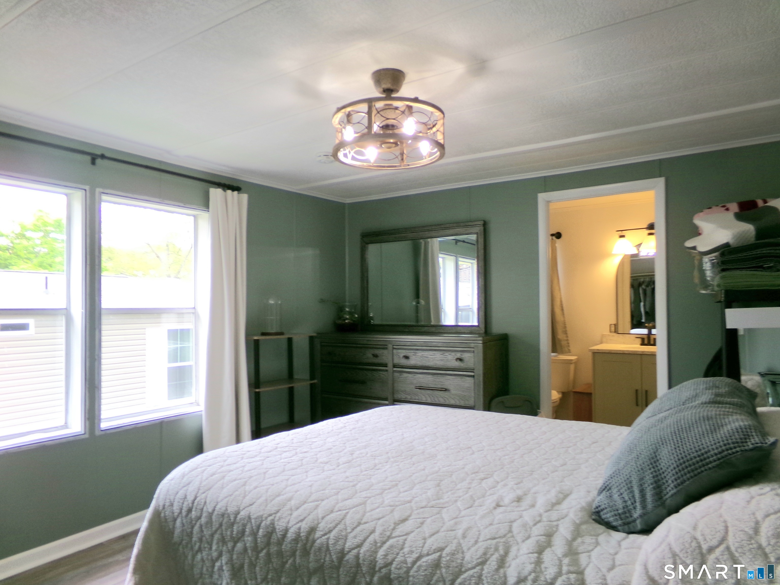 68 Woodland Park Shelton CT 06484