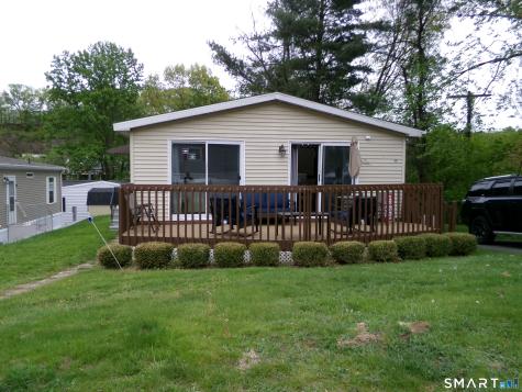68 Woodland Park Shelton CT 06484