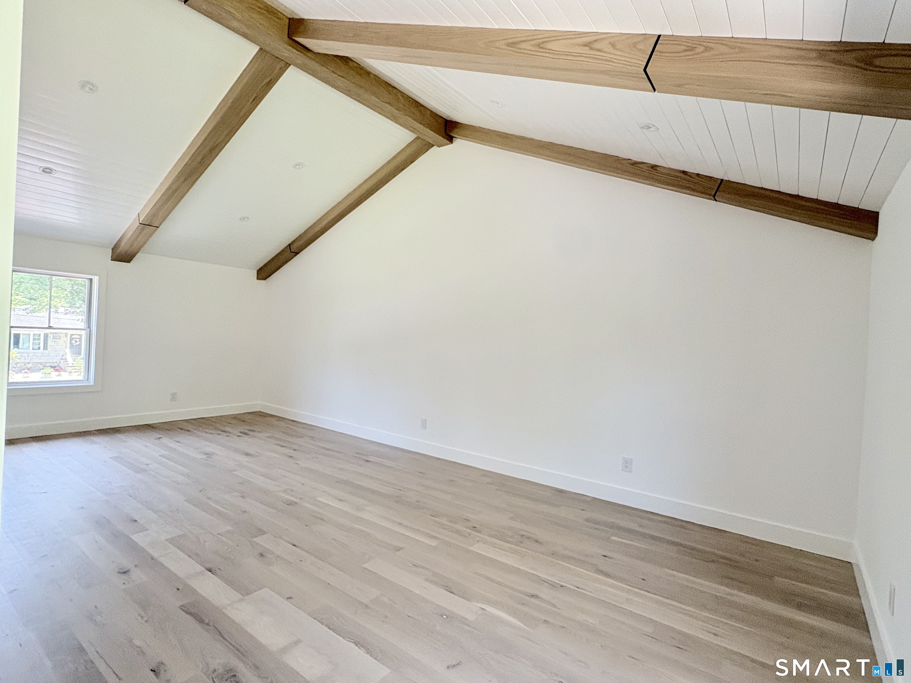 33 Manor Drive Trumbull CT 06611