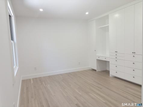 33 Manor Drive Trumbull CT 06611