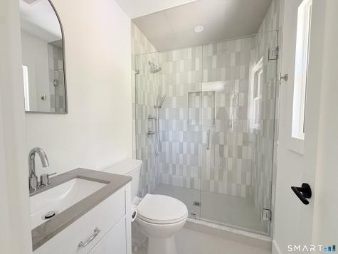 33 Manor Drive Trumbull CT 06611
