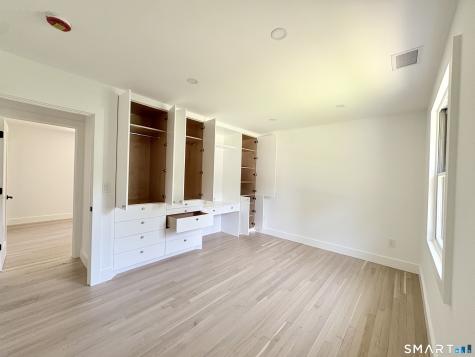 33 Manor Drive Trumbull CT 06611