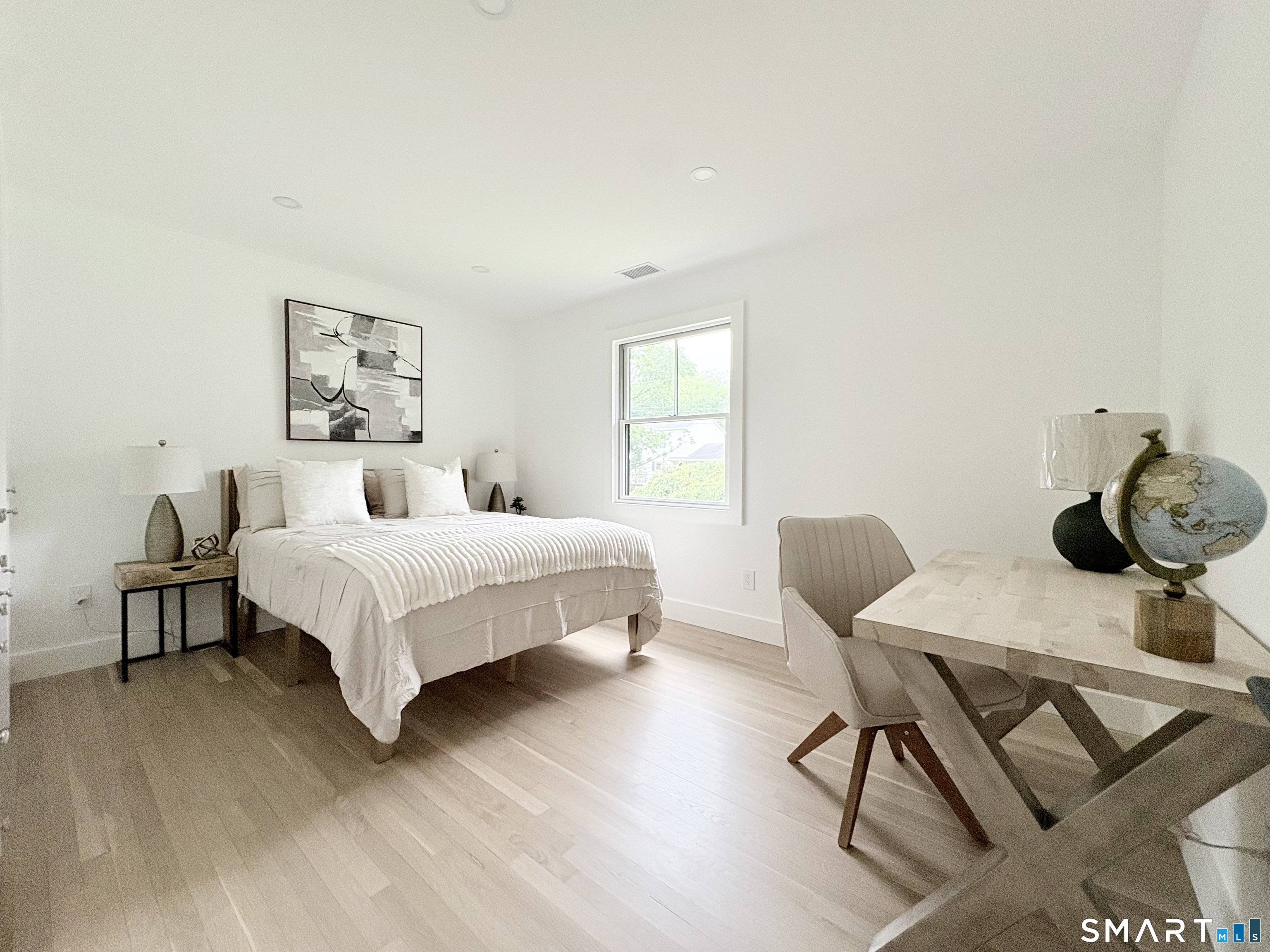 33 Manor Drive Trumbull CT 06611