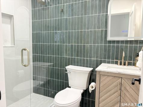 33 Manor Drive Trumbull CT 06611