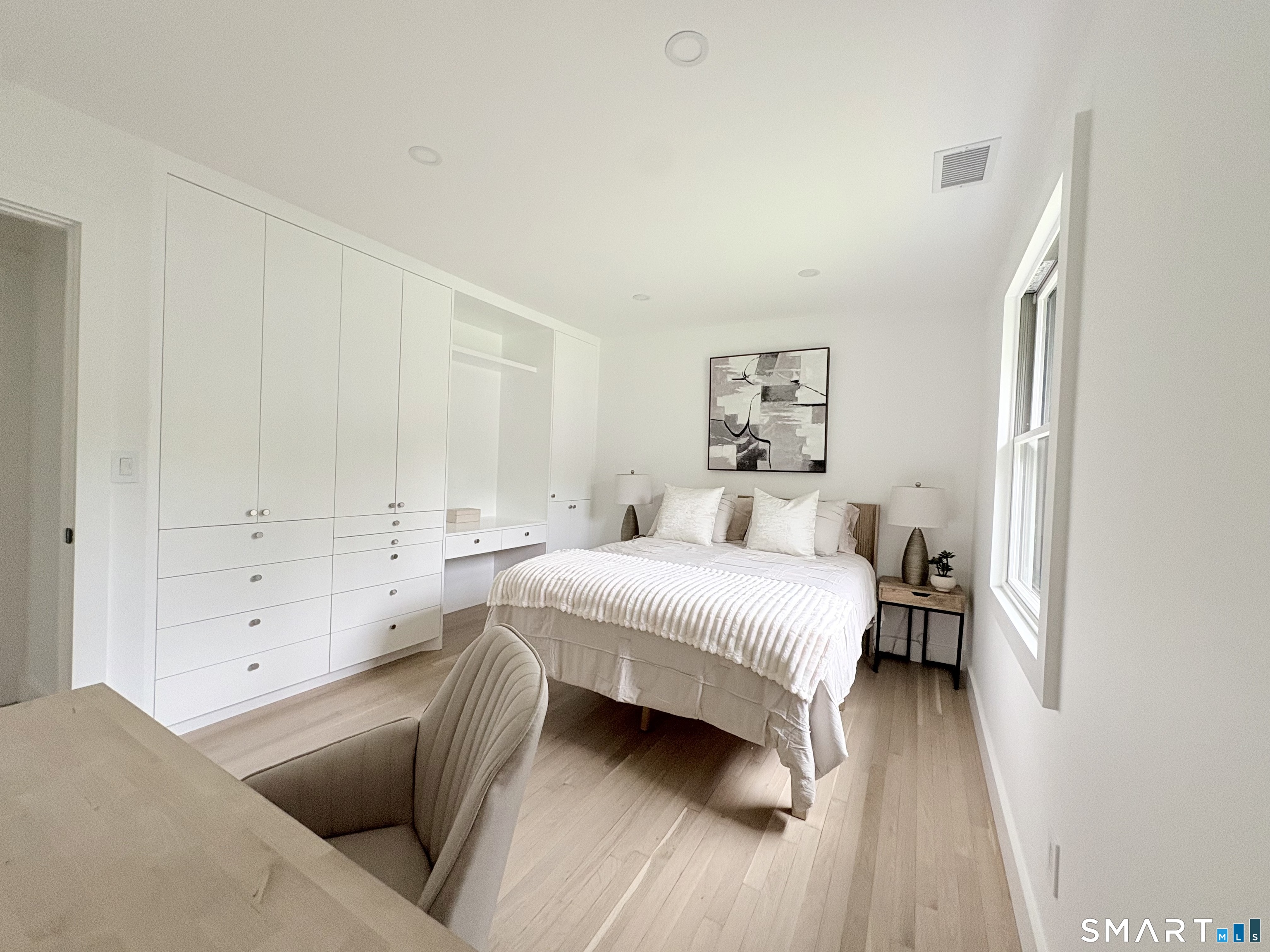 33 Manor Drive Trumbull CT 06611