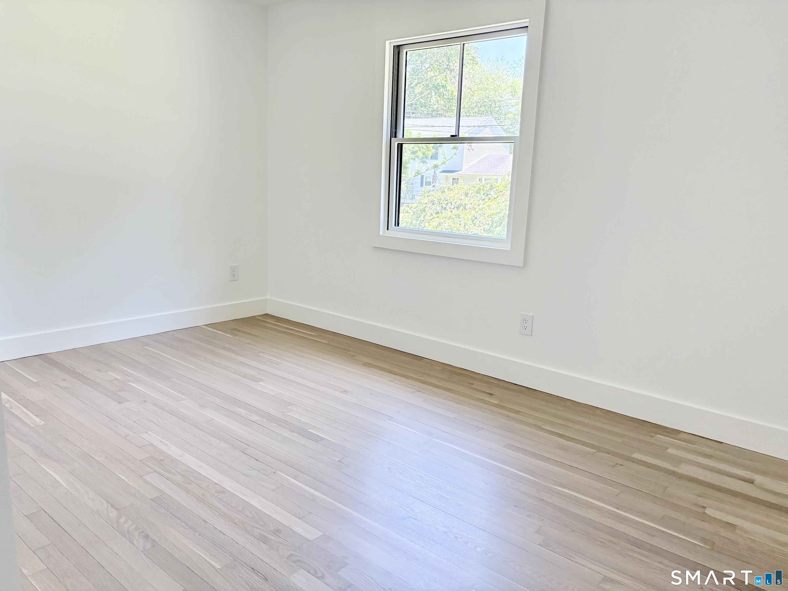 33 Manor Drive Trumbull CT 06611