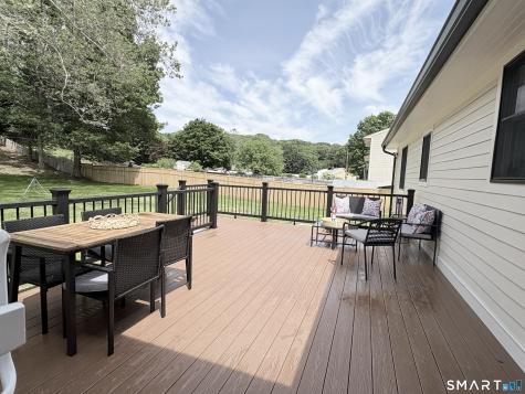 33 Manor Drive Trumbull CT 06611