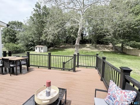 33 Manor Drive Trumbull CT 06611