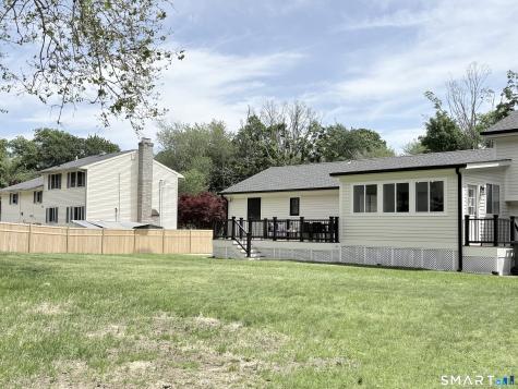 33 Manor Drive Trumbull CT 06611
