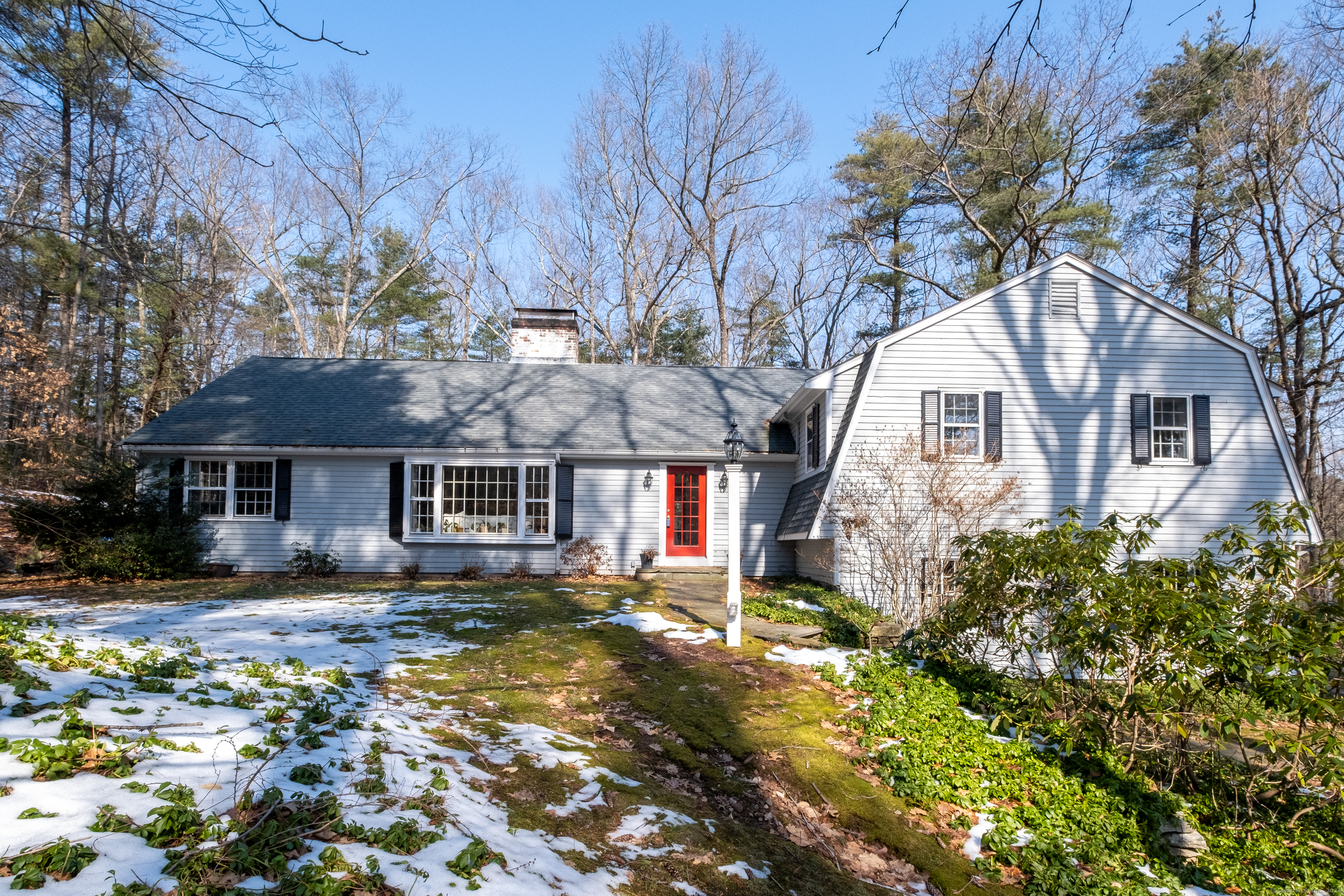 80 Reverknolls Avon CT 06001