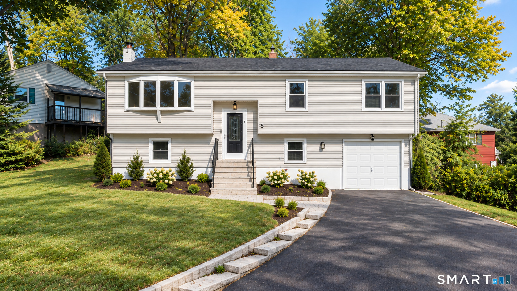 5-A Circle Drive East Haven CT 06512